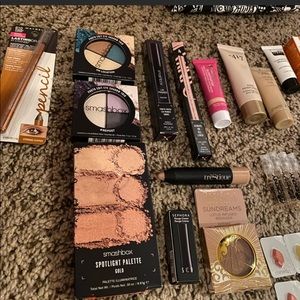 Large makeup lot NWT bundle